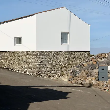 Aldeamento Turístico Aldeia Do Priolo Nordeste (Azores)